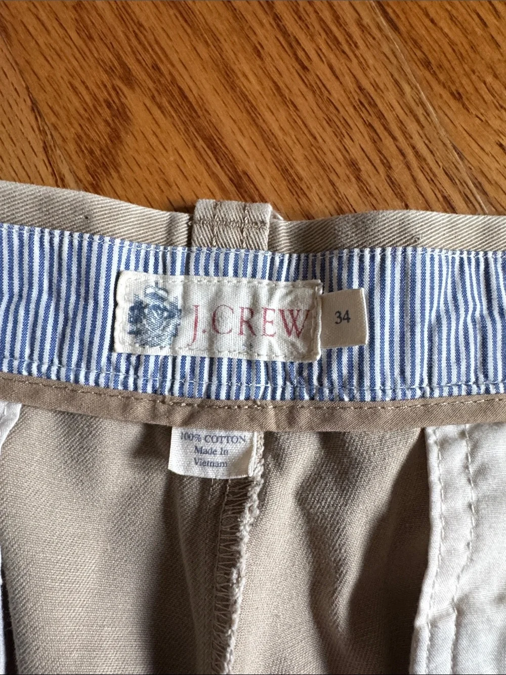 34w J. Crew Men's Khaki 11” inseam Shorts LIKE NEW